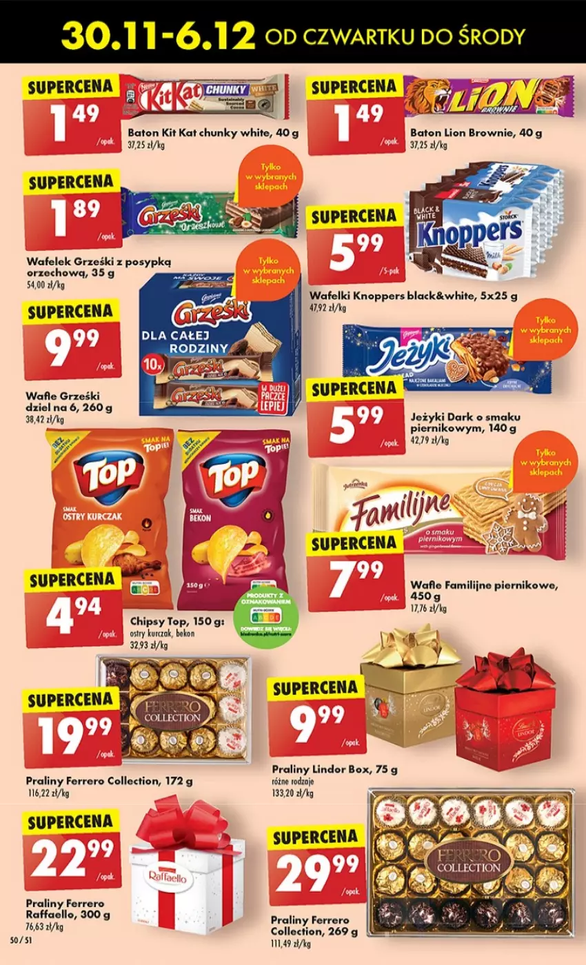 Gazetka promocyjna Biedronka - Okazje Tygodnia Mikołaj - ważna 30.11 do 06.12.2023 - strona 50 - produkty: Baton, Brownie, Chipsy, Fa, Ferrero, Grześki, Jeżyki, Kit Kat, Knoppers, Kurczak, Lack, Lindor, Lion, Piernik, Praliny, Raffaello, Top, Wafelek, Wafle