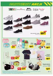 Gazetka promocyjna Carrefour - Gazetka Marki znane i lubiane - Gazetka - ważna od 27.05 do 27.05.2023 - strona 35 - produkty: Top, Buty, Karp, Kosz, Koszulka, Zabawka, Laur, Dzieci