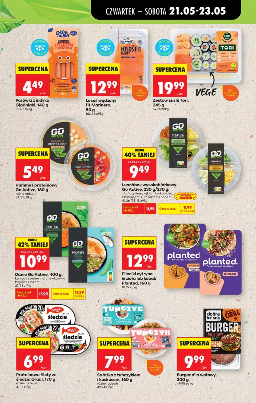 Gazetka promocyjna Biedronka - Od Czwartku - ważna 21.05 do 27.05.2026 - strona 43 - produkty: Burger, Fa, Gra, Graal, Hummus, Kebab, Kurczak, Kuskus, Marchewka, Mus, Olej, Papryka, Parówki, Parówki z indyka, Por, Pur, Ryż, Sałat, Sałatka, Sok, Sos, Sushi, Tuńczyk