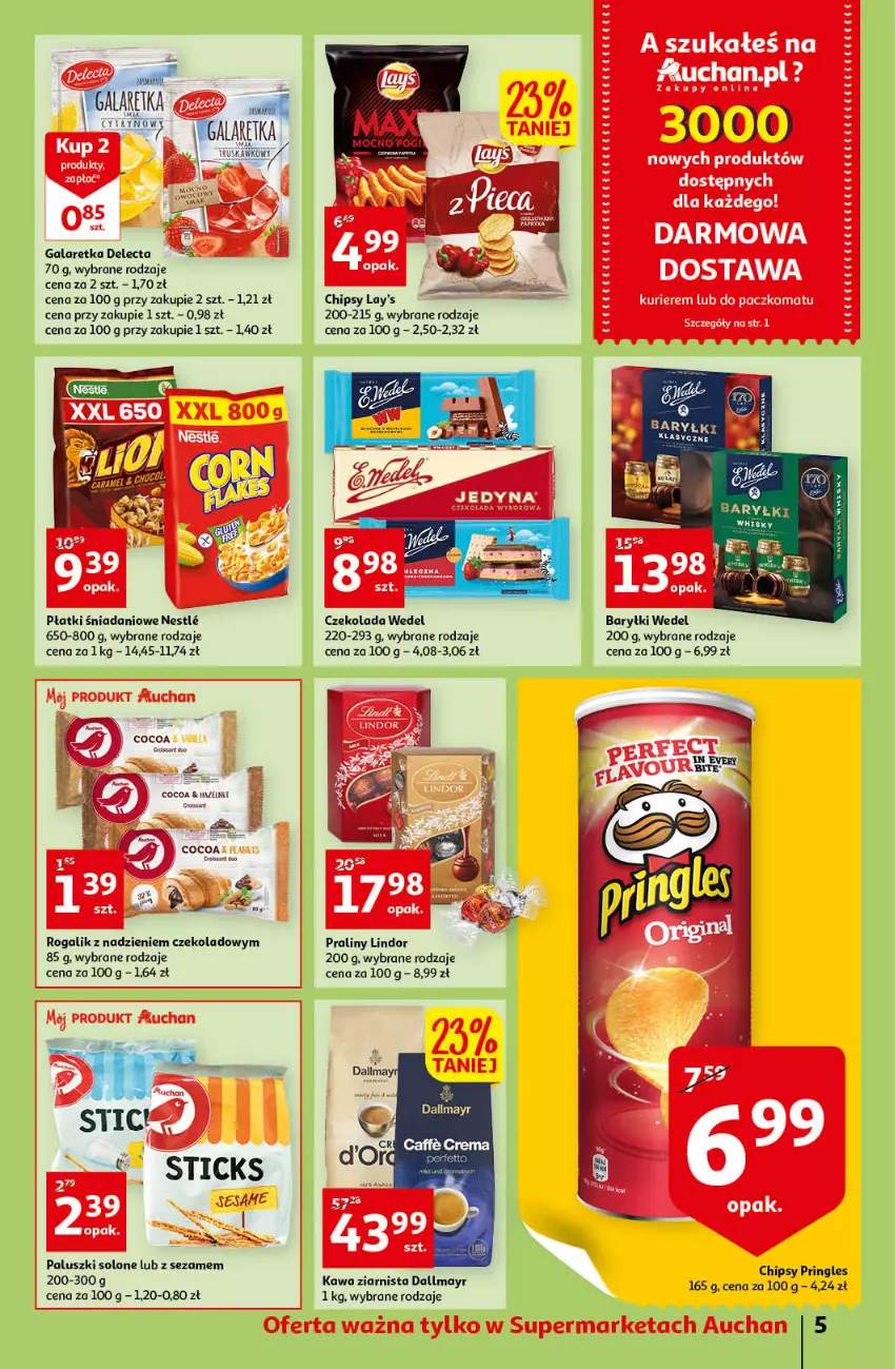 Gazetka promocyjna Auchan - przeNISKIE CENY PRZEwybór letnich napojów Supermarkety - ważna 17.06 do 22.06.2022 - strona 5 - produkty: Baryłki, Chipsy, Czekolada, Dallmayr, Danio, Delecta, Gala, Galaretka, Kawa, Kawa ziarnista, Lindor, Praliny, Pringles, Rogal, Sezam