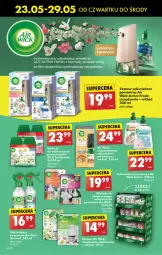 Gazetka promocyjna Biedronka - Od czwartku - Gazetka - ważna od 29.05 do 29.05.2024 - strona 56 - produkty: Air Wick, Odświeżacz powietrza