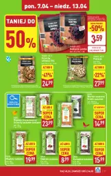 Gazetka promocyjna Aldi - Pełna oferta - Gazetka - ważna od 13.04 do 13.04.2025 - strona 17 - produkty: Orzechy włoskie, Pistacje, Migdały łuskane, Migdały, Daktyle, Rodzynki