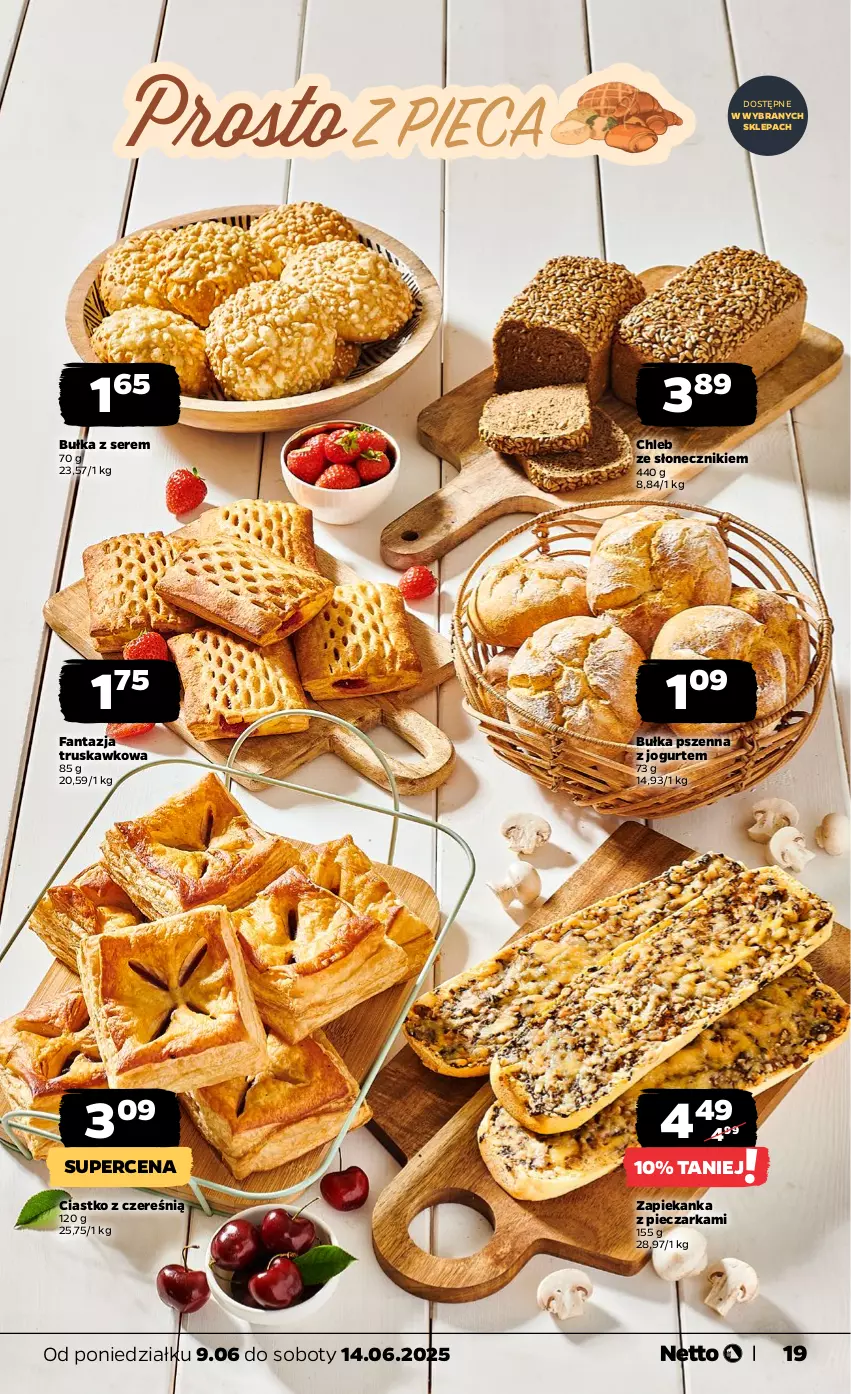 Gazetka promocyjna Netto - Od Poniedziałku - ważna 09.06 do 14.06.2025 - strona 19 - produkty: Bułka, Chleb, Fa, Fanta, Jogurt, Piec, Pieczarka, Ser, Zapiekanka
