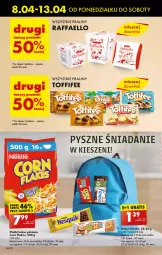 Gazetka promocyjna Biedronka - Od poniedzialku - Gazetka - ważna od 13.04 do 13.04.2024 - strona 38 - produkty: Corn flakes, Praliny, Raffaello, Toffifee, Fa