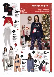 Gazetka promocyjna Carrefour - Gazetka Modne prezenty na mikołajki - Gazetka - ważna od 12.12 do 12.12.2021 - strona 5 - produkty: Sweter, Kapcie, Stringi, Biustonosz, Karp, T-shirt, Kombinezon, Figi, Piżama