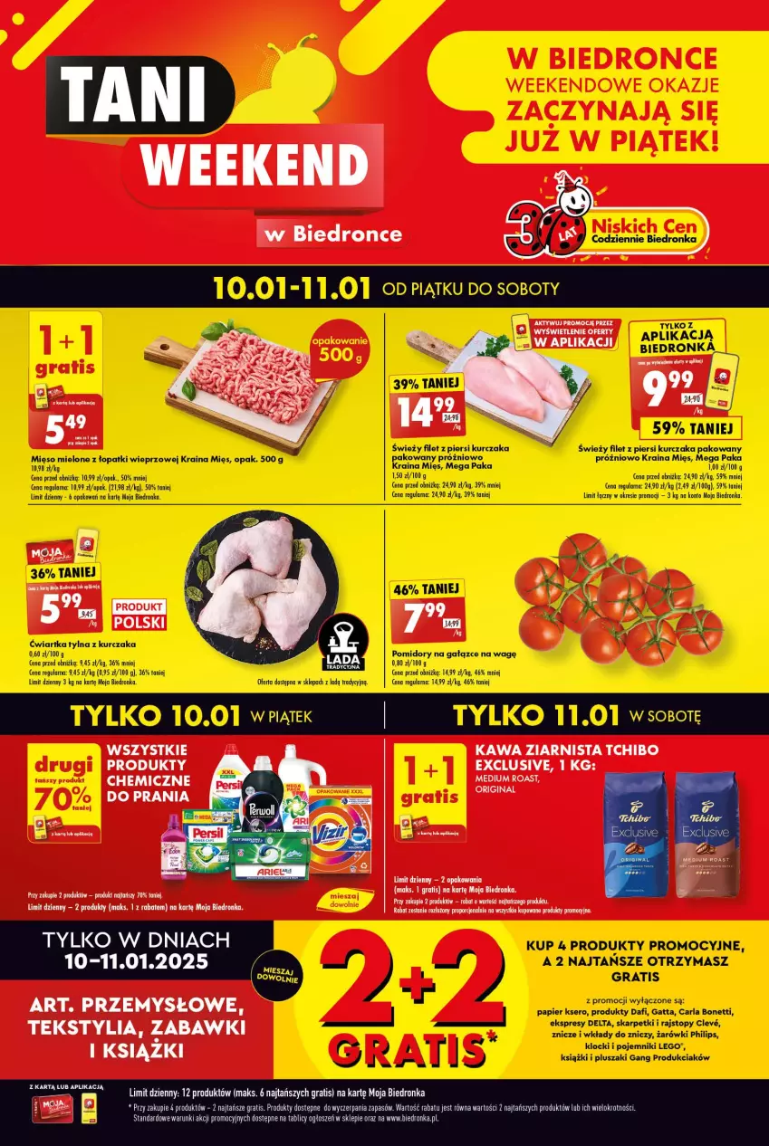 Gazetka promocyjna Biedronka - Tani Weekend - ważna 10.01 do 11.01.2025 - strona 1 - produkty: Filet z piersi kurczaka, Gatta, Gin, Gra, Karp, Kawa, Kawa ziarnista, Klocki, Kurczak, LEGO, Mięso, Mięso mielone, Mięso mielone z łopatki wieprzowej, Papier, Persil, Philips, Pluszak, Pojemnik, Pomidory, Por, Rajstopy, Ser, Skarpetki, Tchibo, Top, Znicz